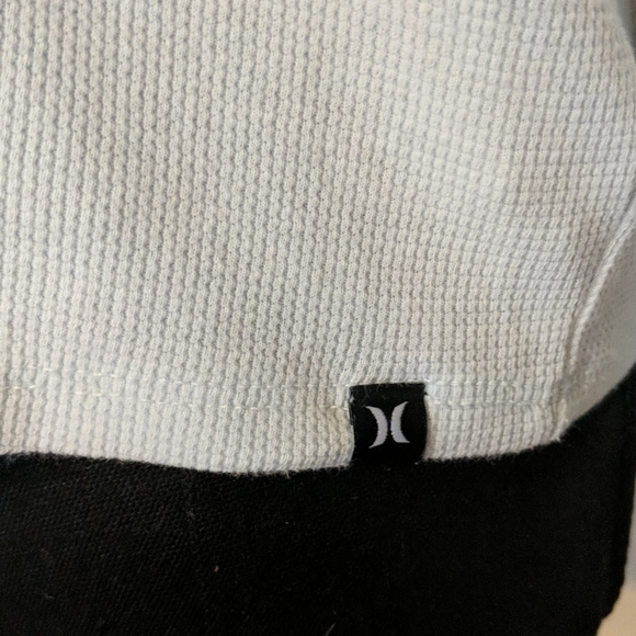 Hurley Crop Top Size Medium - Picture 3 of 7